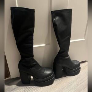 Steve Madden Black Platform Boots